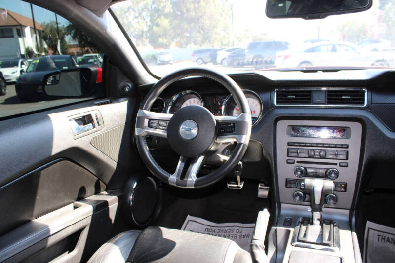 2012 Ford Mustang GT Premium