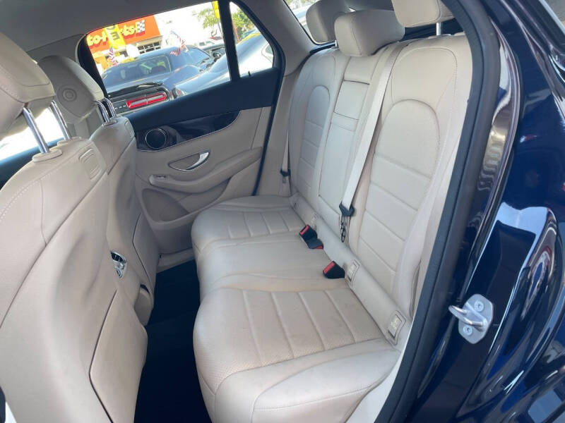 2019 Mercedes-Benz GLC GLC 300