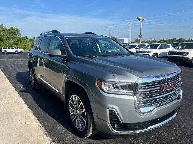 2023 GMC Acadia Denali