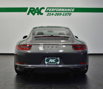 2018 Porsche 911 Carrera