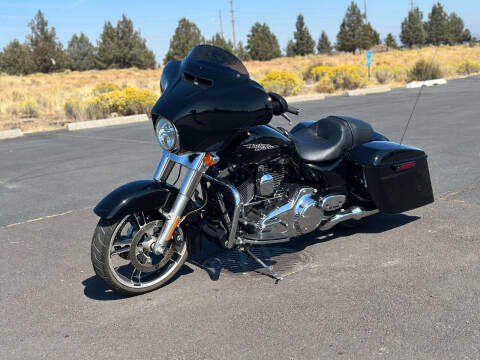 2015 Harley Davidson Street Glide FLHX for sale at Titan Motors LLC in Bend OR