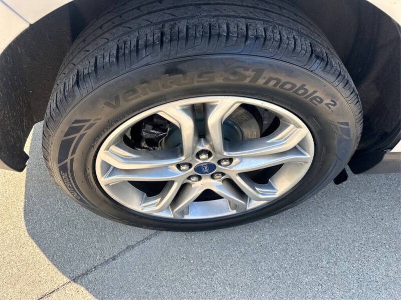 2018 Ford Edge Titanium