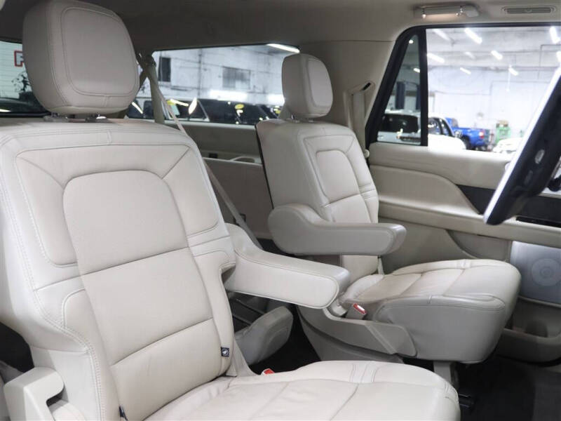 2021 Lincoln Navigator L Reserve