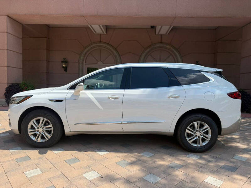 2020 Buick Enclave Essence