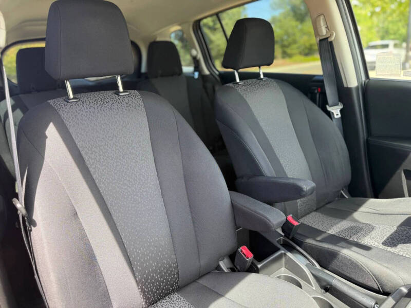 2012 Mazda MAZDA5 Sport