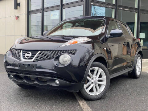 2013 Nissan JUKE for sale at MAGIC AUTO SALES in Little Ferry NJ
