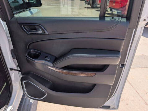 2017 Chevrolet Suburban LS