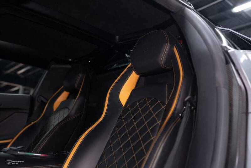 2019 Lamborghini Aventador LP 740-4 S