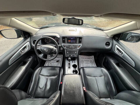 2018 Nissan Pathfinder SL