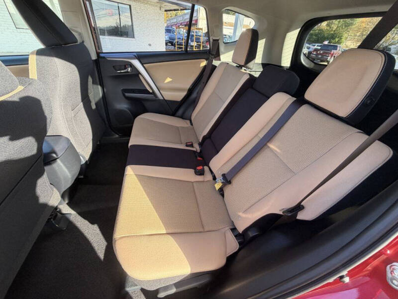 2017 Toyota RAV4 XLE