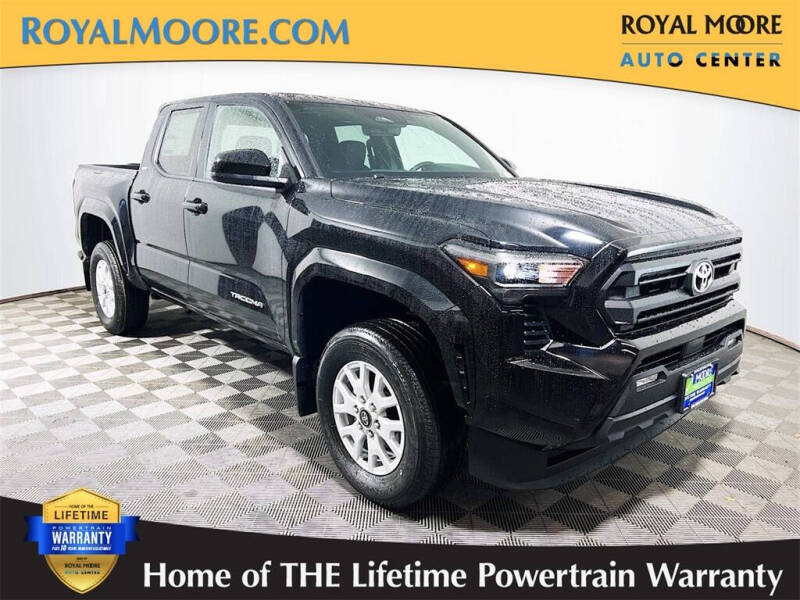 2025 Toyota Tacoma SR5's photo