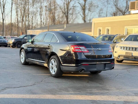2016 Ford Taurus SEL