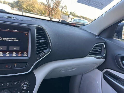 2022 Jeep Cherokee Latitude Lux