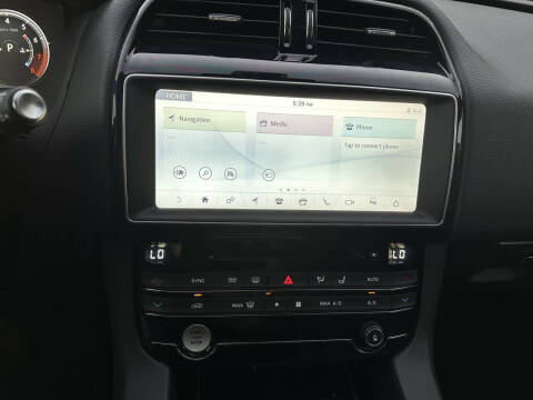 2017 Jaguar F-PACE 35t Prestige