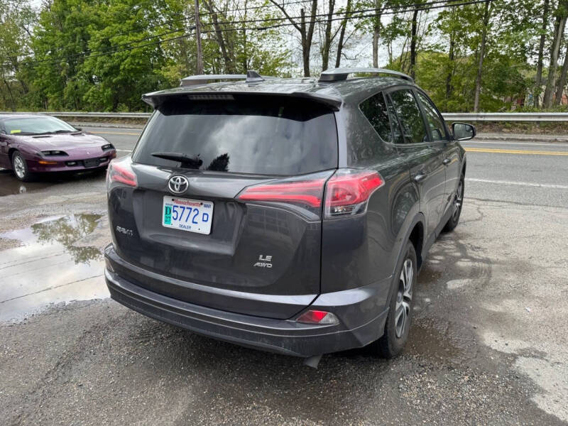 2017 Toyota RAV4 LE