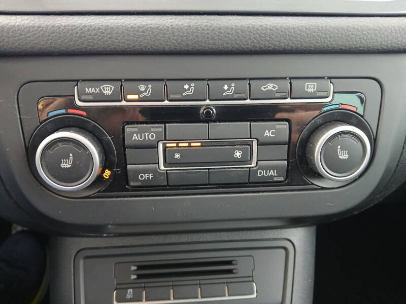 2012 Volkswagen Tiguan SEL 4Motion