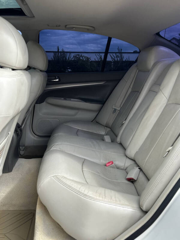 2011 Infiniti G37 Sedan x Sport Appearance Edition