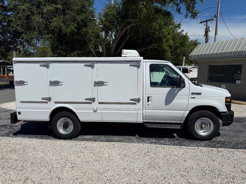2013 Ford E-Series E-350 SD