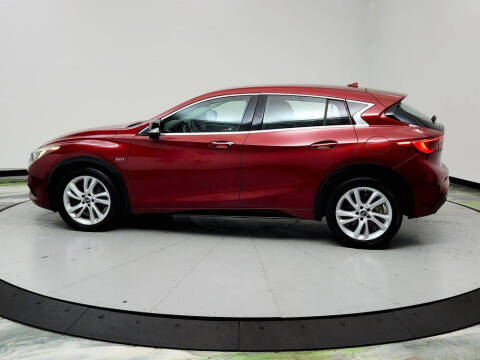 2018 Infiniti QX30 Luxury