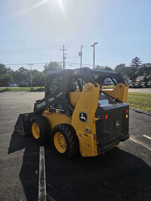 2019 John  Deere 318G