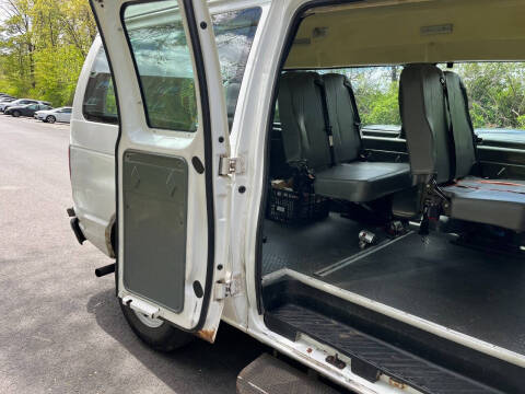 2011 Ford E-Series E-150