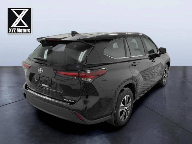 2024 Toyota Highlander XLE