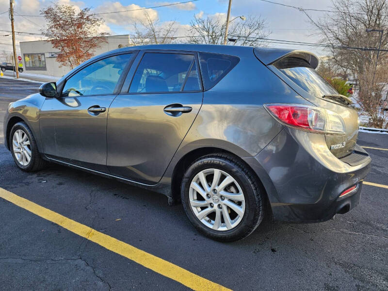 2012 Mazda MAZDA3 i Touring photo 5