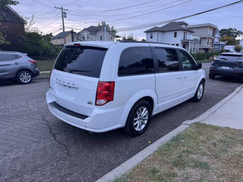 2016 Dodge Grand Caravan SXT Plus