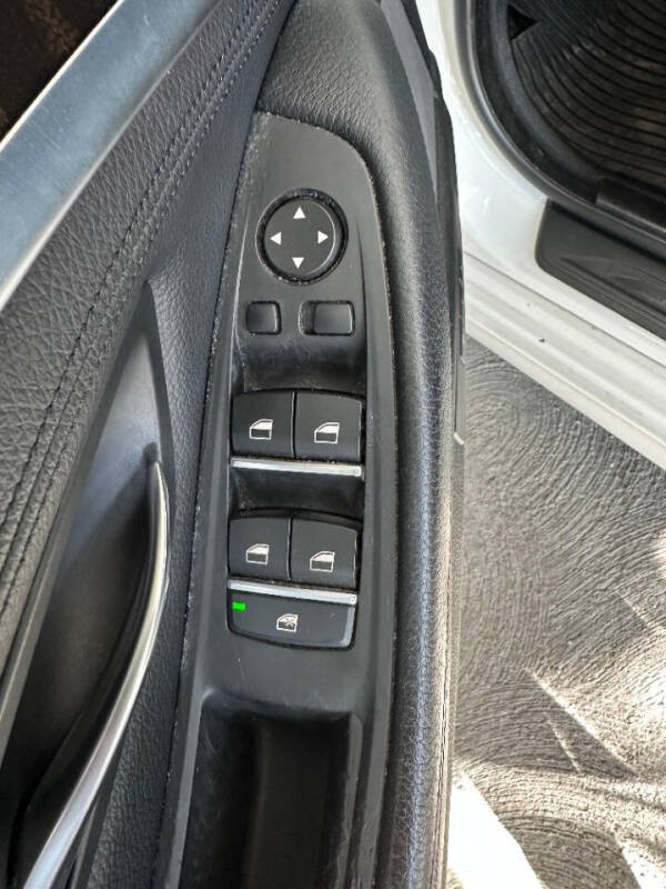 2015 BMW 5 Series 528i