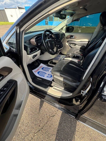 2018 Chrysler Pacifica Touring L Plus