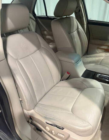 2010 Cadillac DTS Luxury Collection