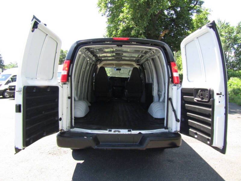 2021 Chevrolet Express 2500