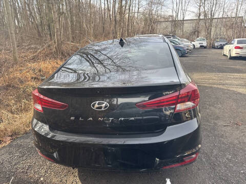 2020 Hyundai Elantra