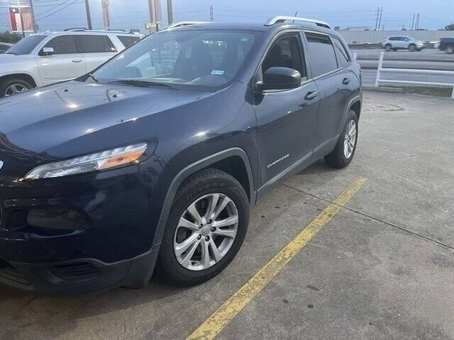 2015 Jeep Cherokee for sale at FREDY KIA USED CARS in Houston TX