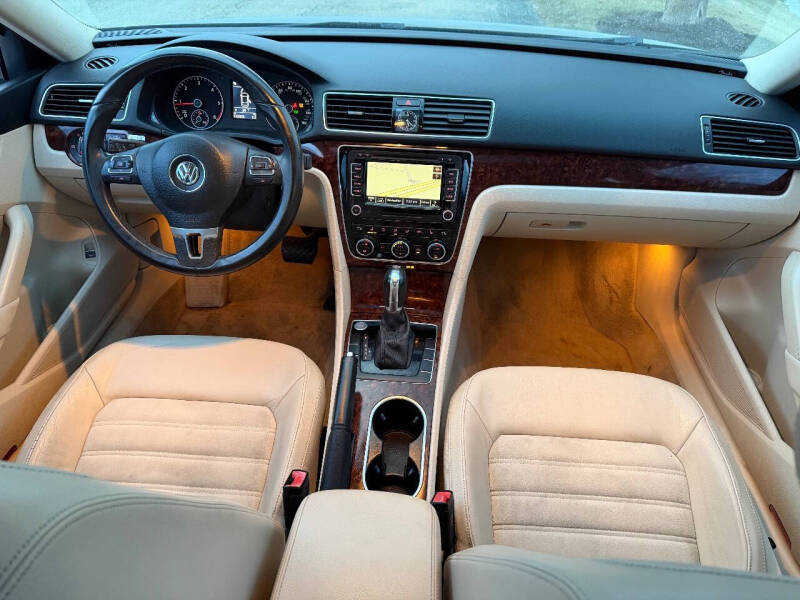 2013 Volkswagen Passat TDI SEL Premium