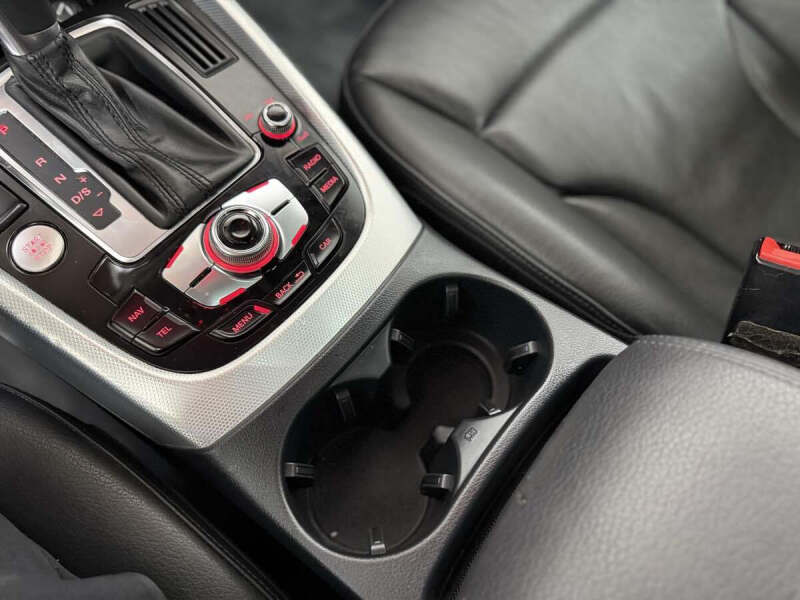 2013 Audi Q5 2.0T quattro Premium Plus