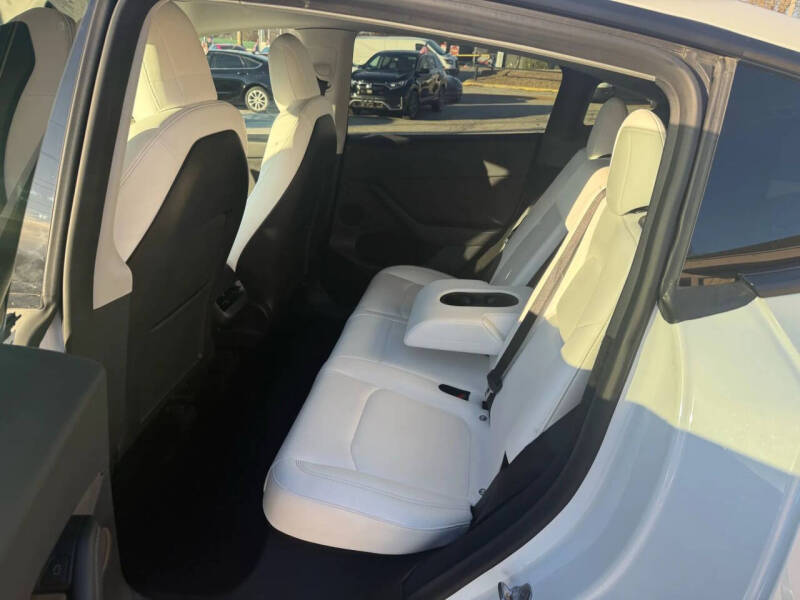 2023 Tesla Model Y Performance