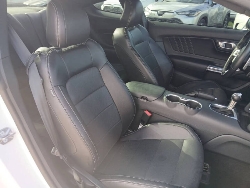 2020 Ford Mustang