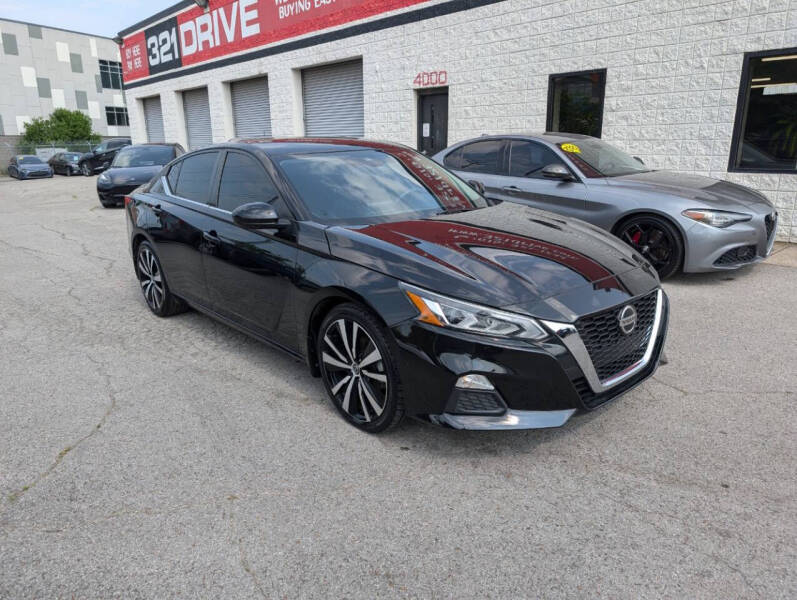 2022 Nissan Altima 2.5 SR