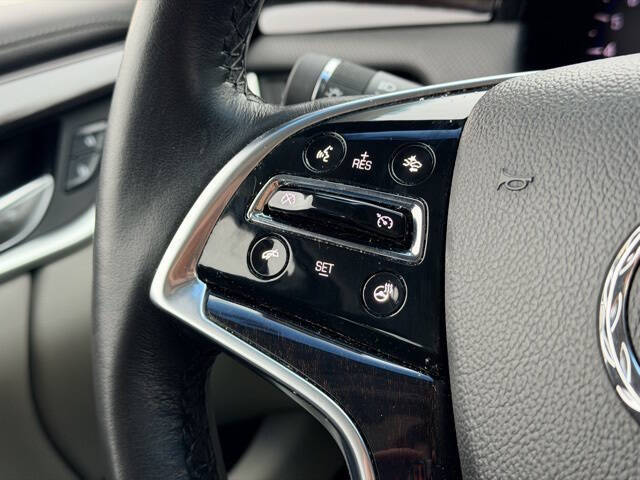 2013 Cadillac XTS Luxury Collection