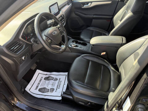 2020 Ford Escape SEL