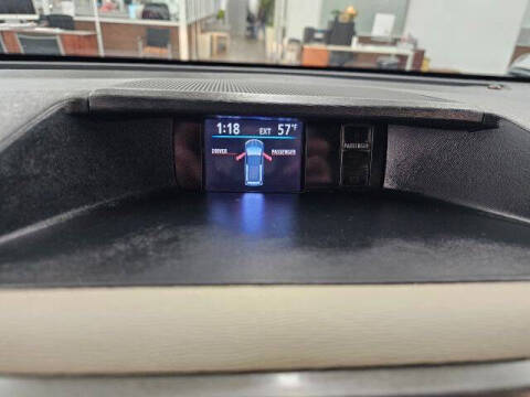 2014 Toyota Sienna LE 8-Passenger