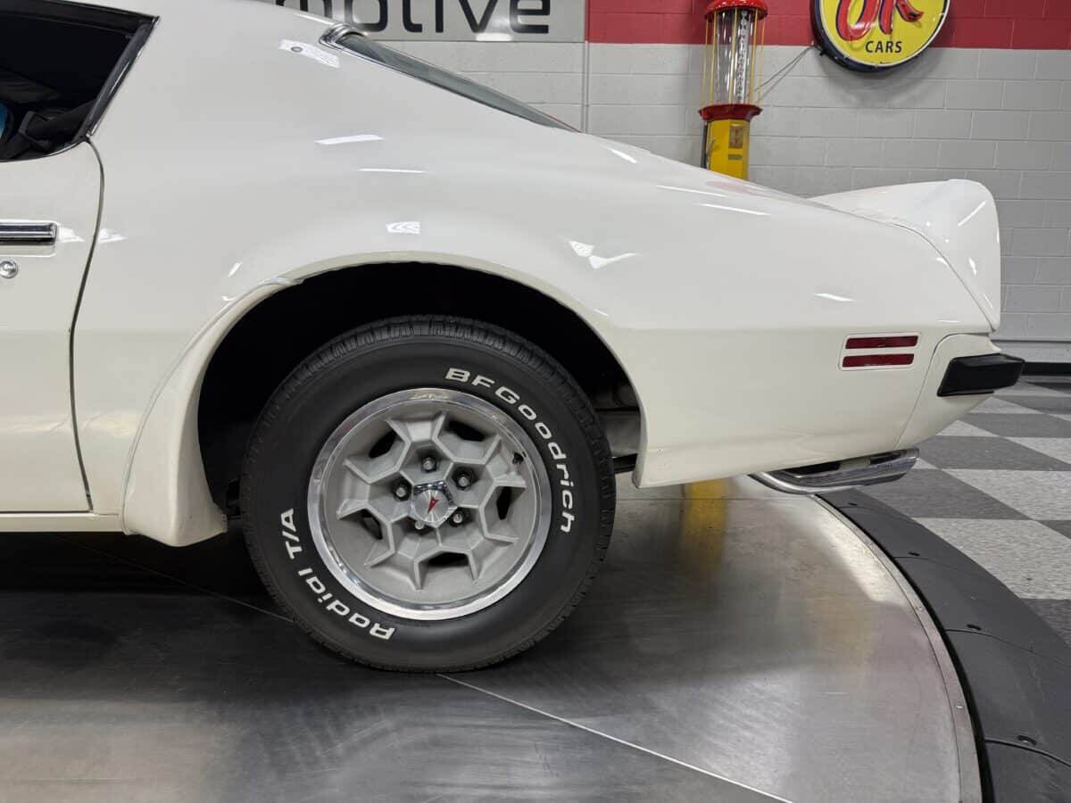 1974 Pontiac Trans Am 24