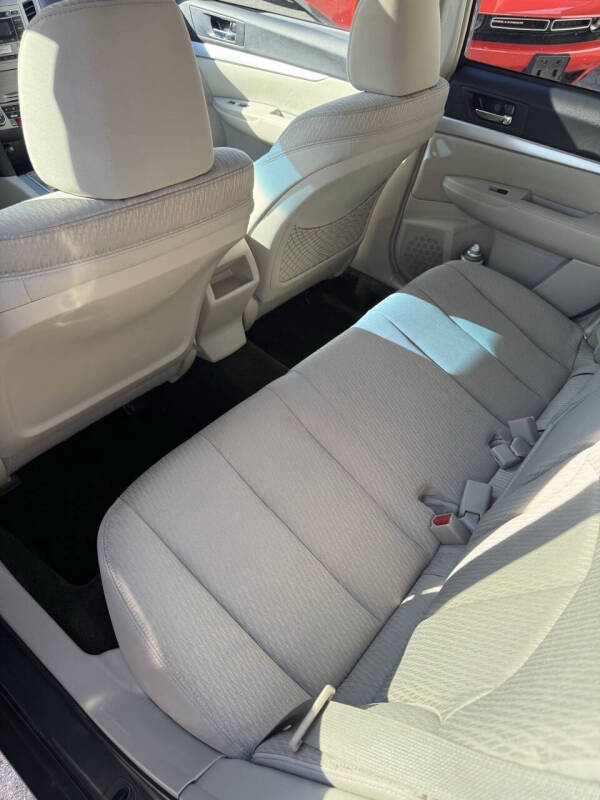 2012 Subaru Outback 2.5i Premium
