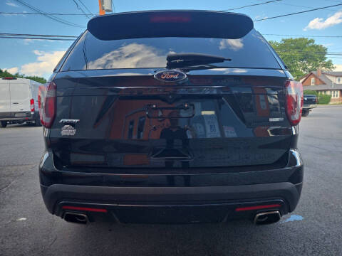 2016 Ford Explorer Sport