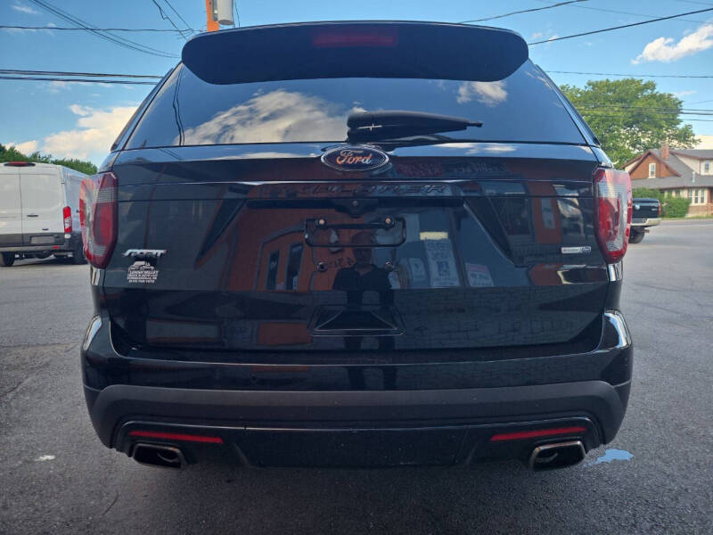 2016 Ford Explorer Sport