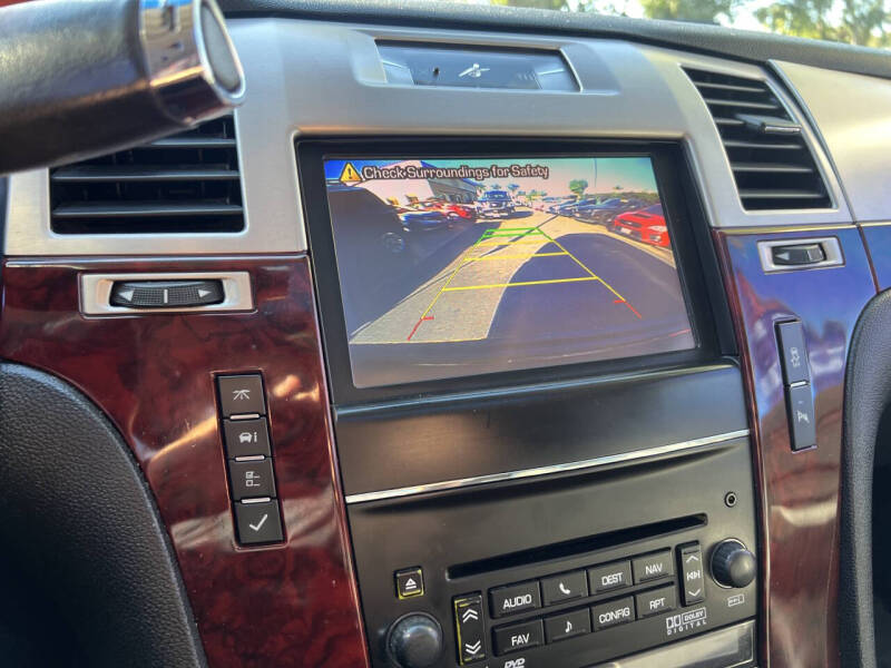 2012 Cadillac Escalade Premium