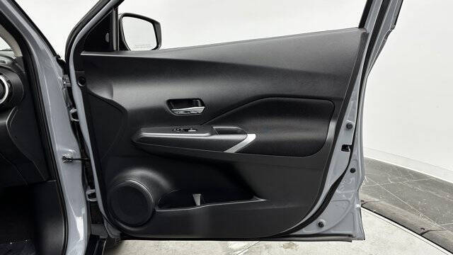 2022 Nissan Kicks SV