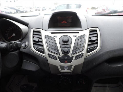 2011 Ford Fiesta SES