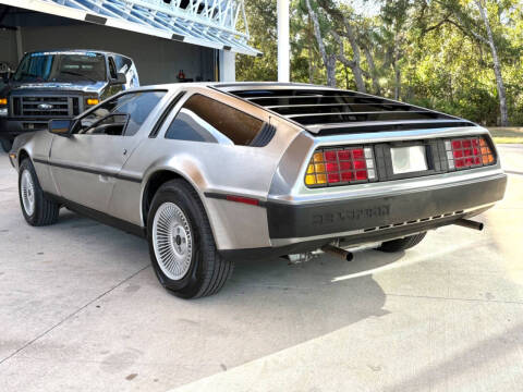 1981 DeLorean DMC-12